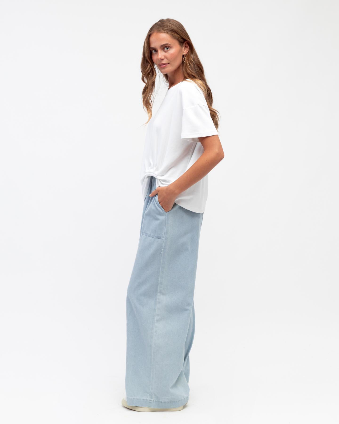 INDI WIDE-LEG PANTS - pale blue