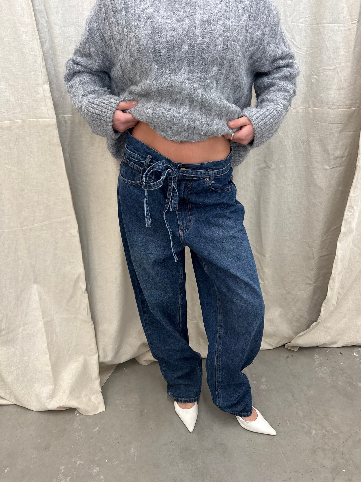 Amara Tie-Belt Jeans