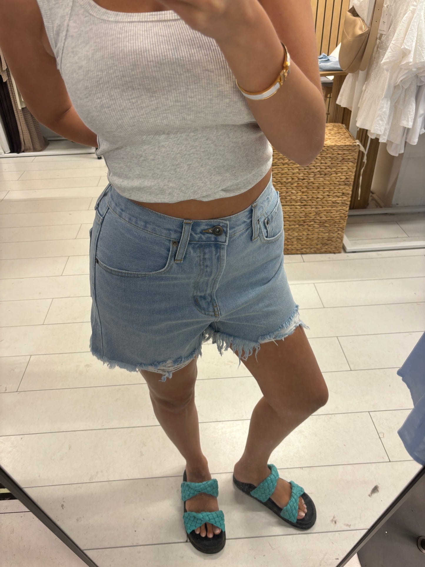 ROSEBULLET JEAN SHORTS